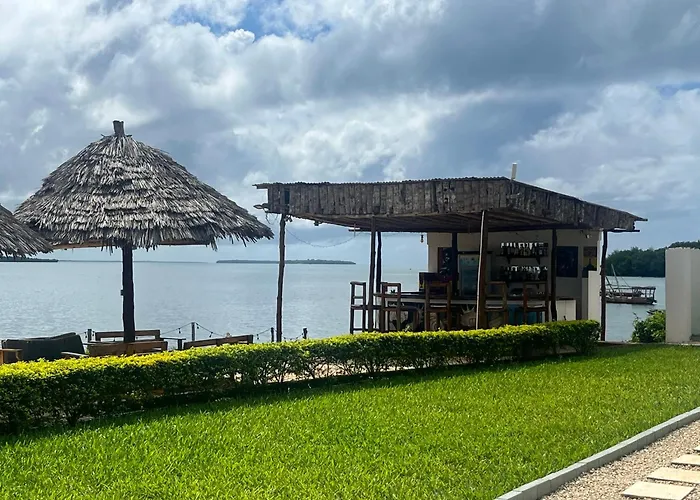 Calamari Beach Resort